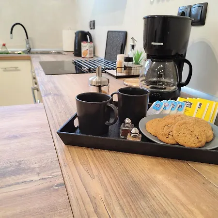 شقة I&g Studios, نافبليو