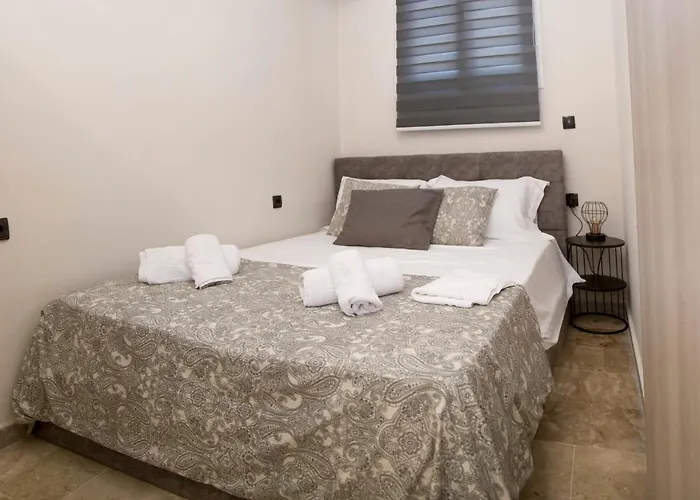 I&g Studios, * Нафплион